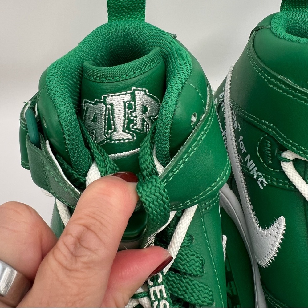 Nike X Off-White Air Force 1 Mid Sneakers - Picture 9 of 16
